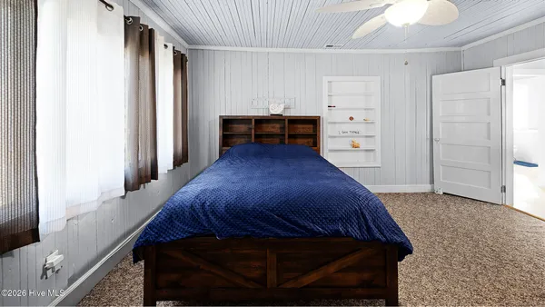 $479,999 | 281 Water Street, Aurora, NC 27806