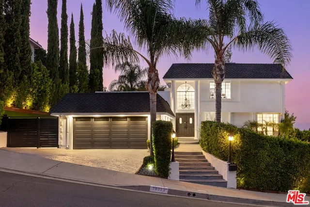 $2,500,000 | 19673 Valdez Drive, Tarzana, CA 91356