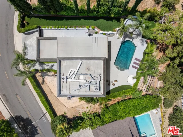 $2,500,000 | 19673 Valdez Drive, Tarzana, CA 91356