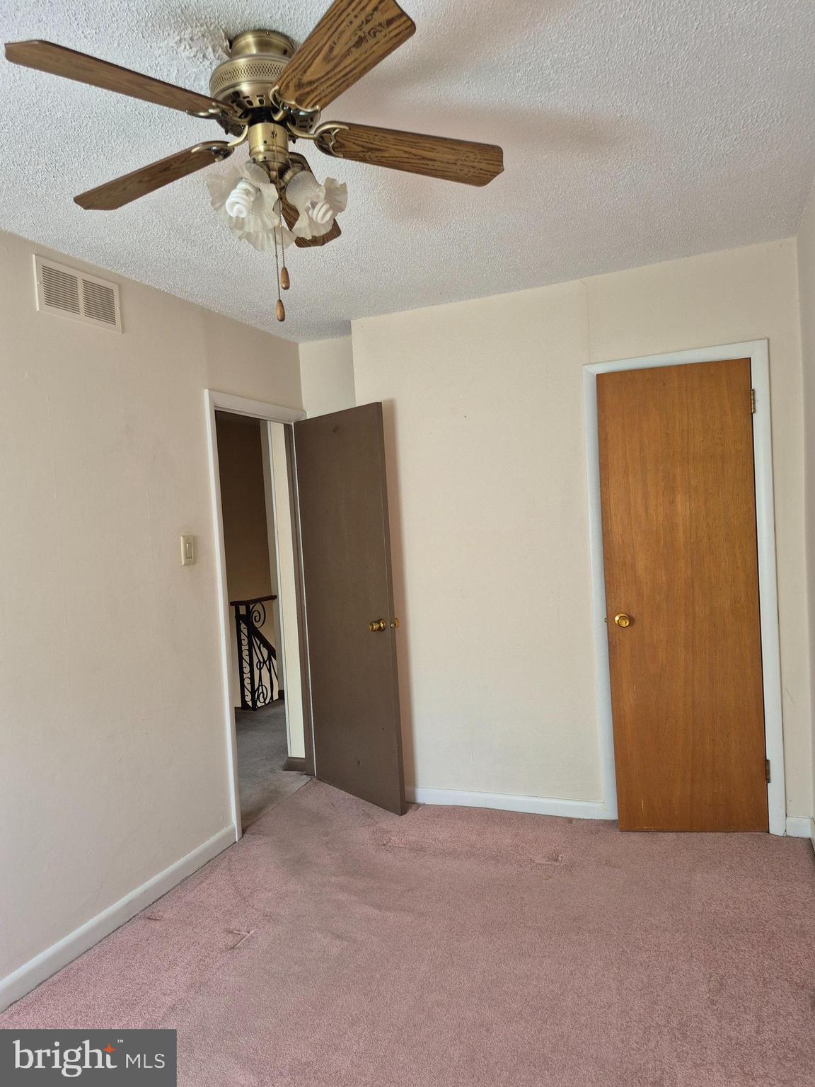 240 Rock Street Philadelphia, PA 19128 - Photo 15 of 27 2nd bedroom