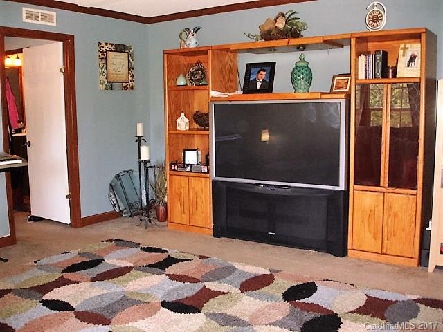 51 McKinney Road Weaverville, NC 28787 - Photo 9 of 22 Gallery Image 9