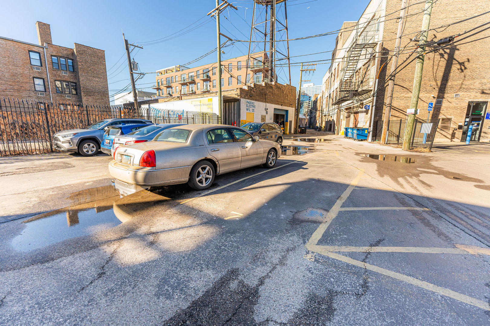 726 West Addison Street, Unit 3 Chicago, IL 60613 - Photo 14 of 15