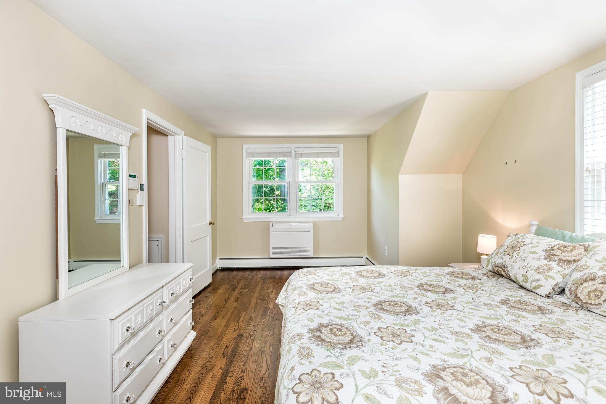 6901 Dorsey Road Laytonsville, MD 20882 - Photo 27 of 60 Upper level bedroom 2 with walk in closet