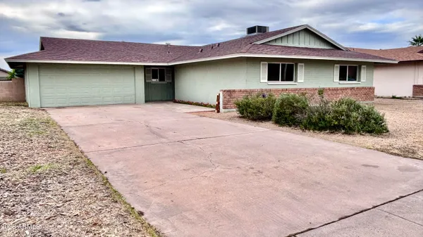$395,000 | 4031 West Denton Lane, Phoenix, AZ 85019