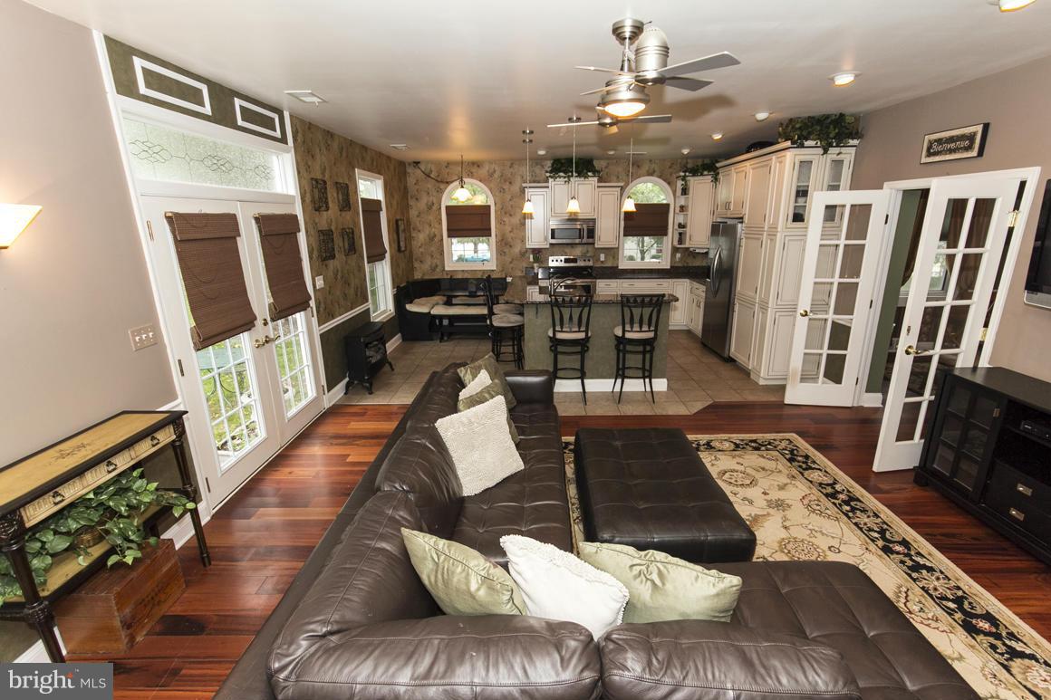 12402 Harford Road Hydes, MD 21082 - Photo 15 of 30 Family Room