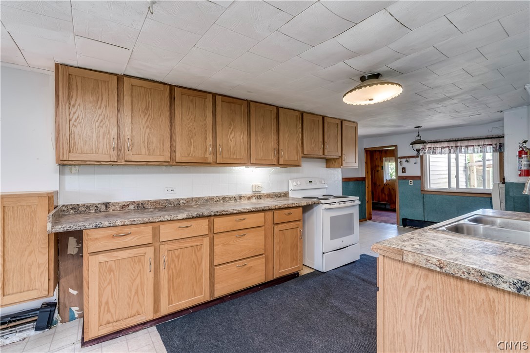 4424 Griffith Road Denmark, NY 13367 - Photo 11 of 42