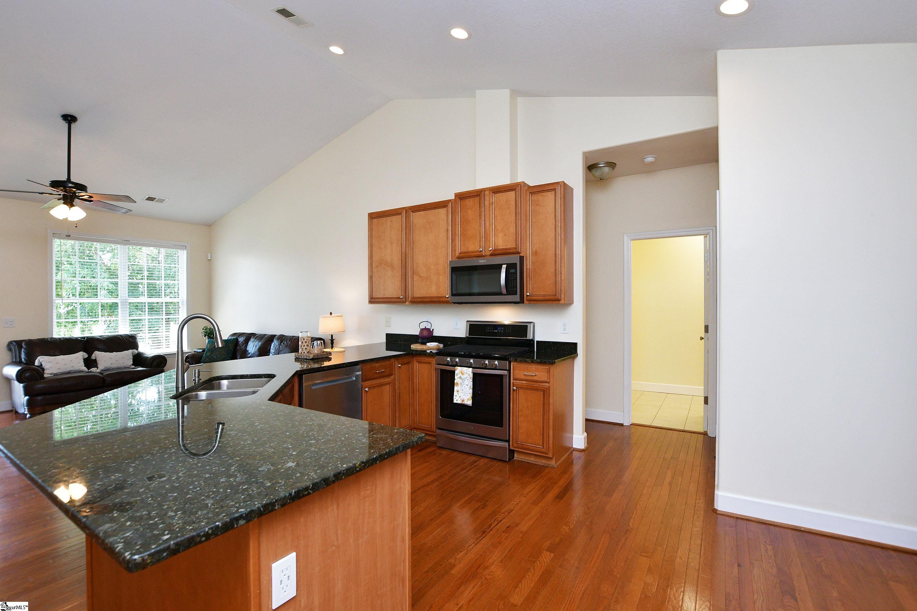 9 Rustcraft Drive Greer, SC 29651 - Photo 11 of 31