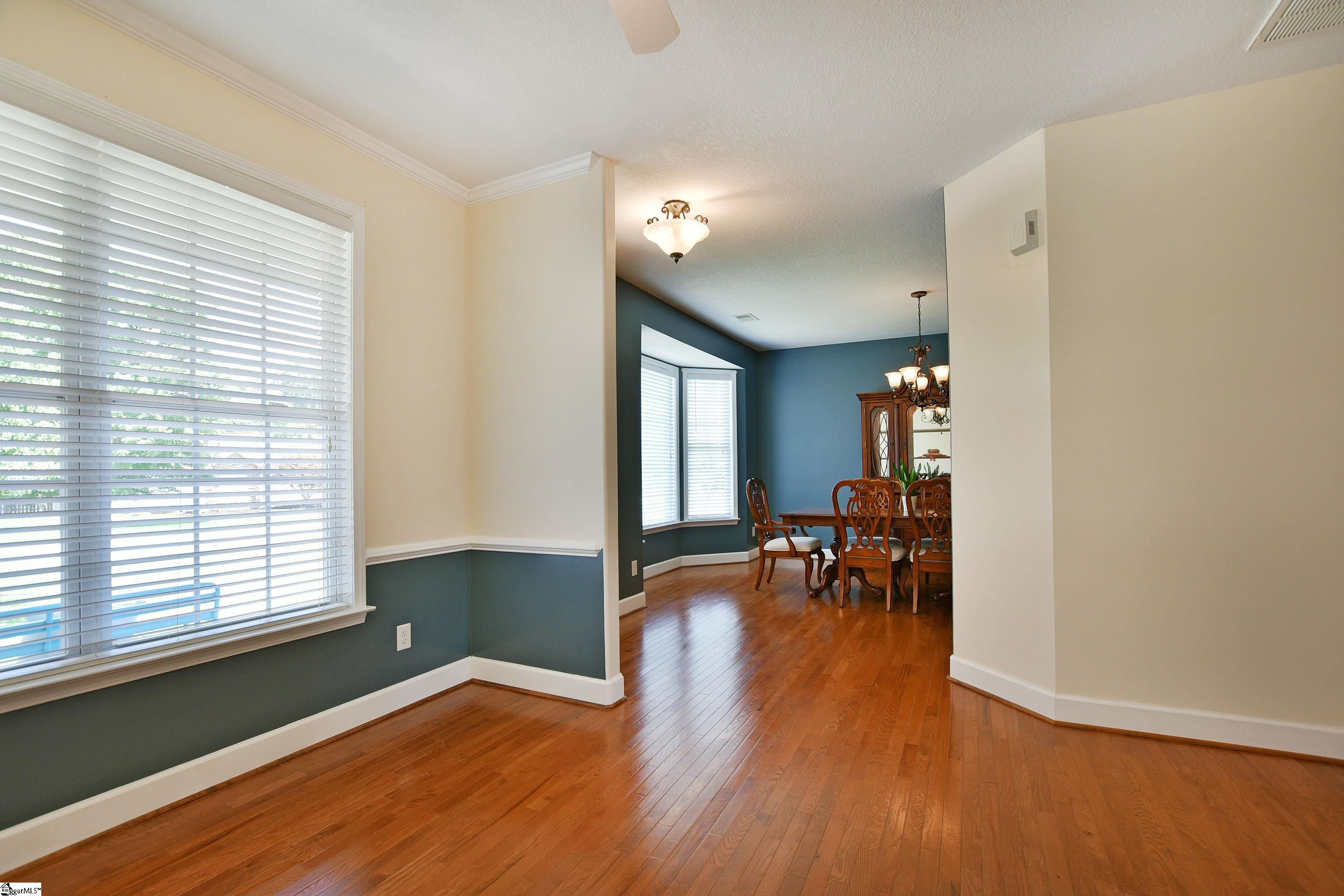 9 Rustcraft Drive Greer, SC 29651 - Photo 6 of 31