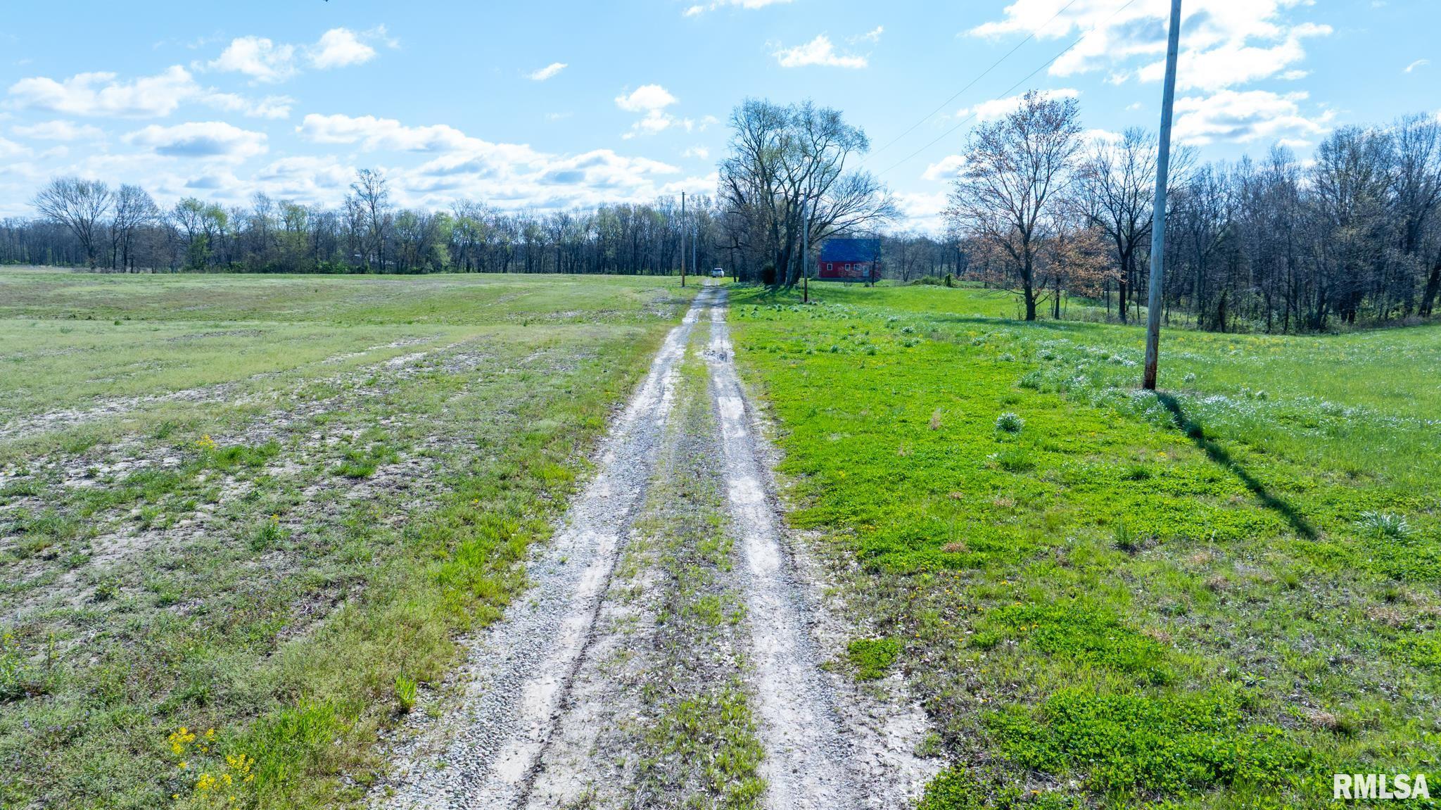 2114 Iuka Road Iuka, IL 62849 - Photo 10 of 43