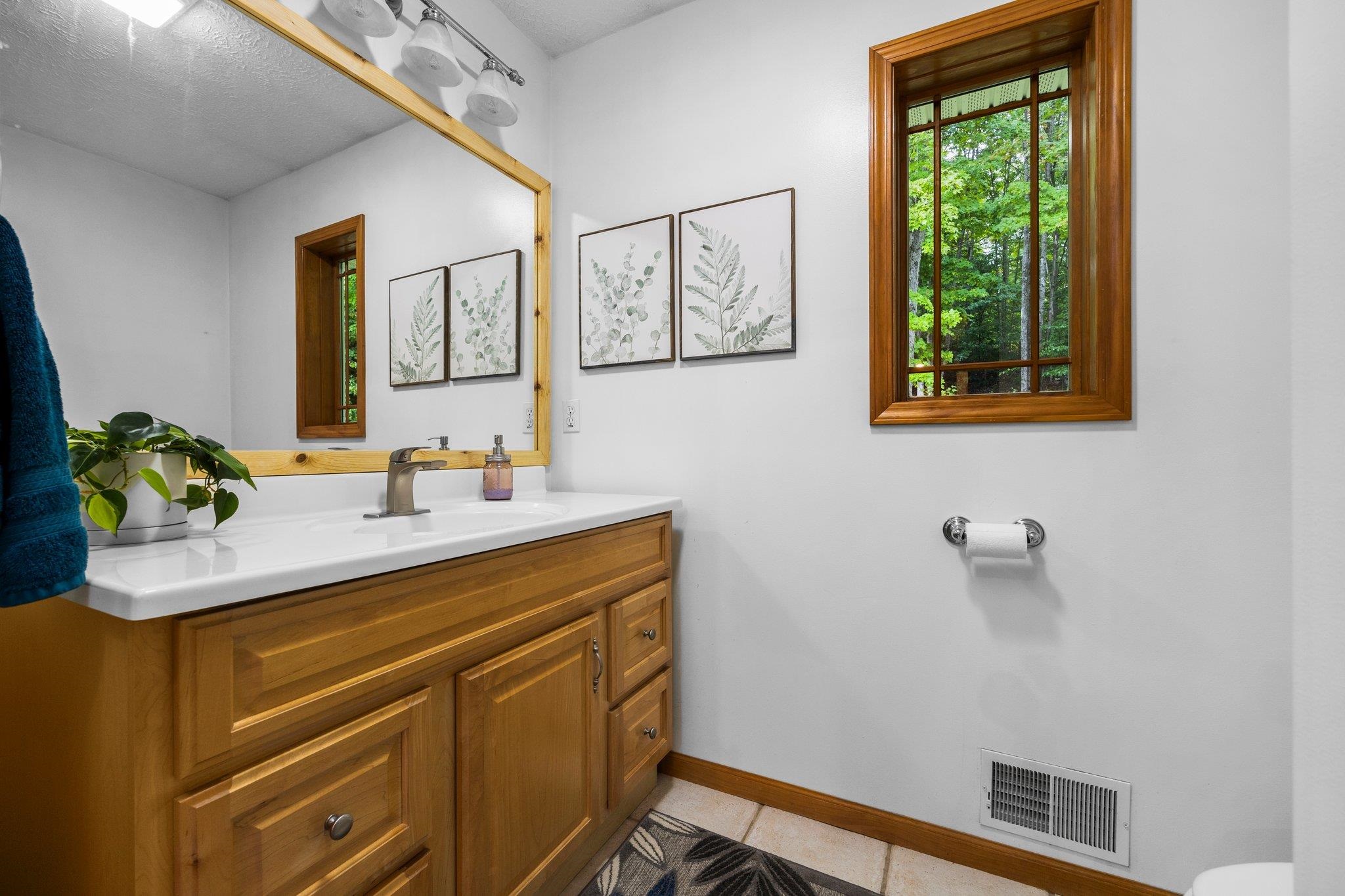 2108 West Old State Road East Jordan, MI 49727 - Photo 28 of 63 1915754-27.JPG