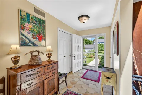 $515,000 | 15 Oak Creek Trail, Madison, WI 53717