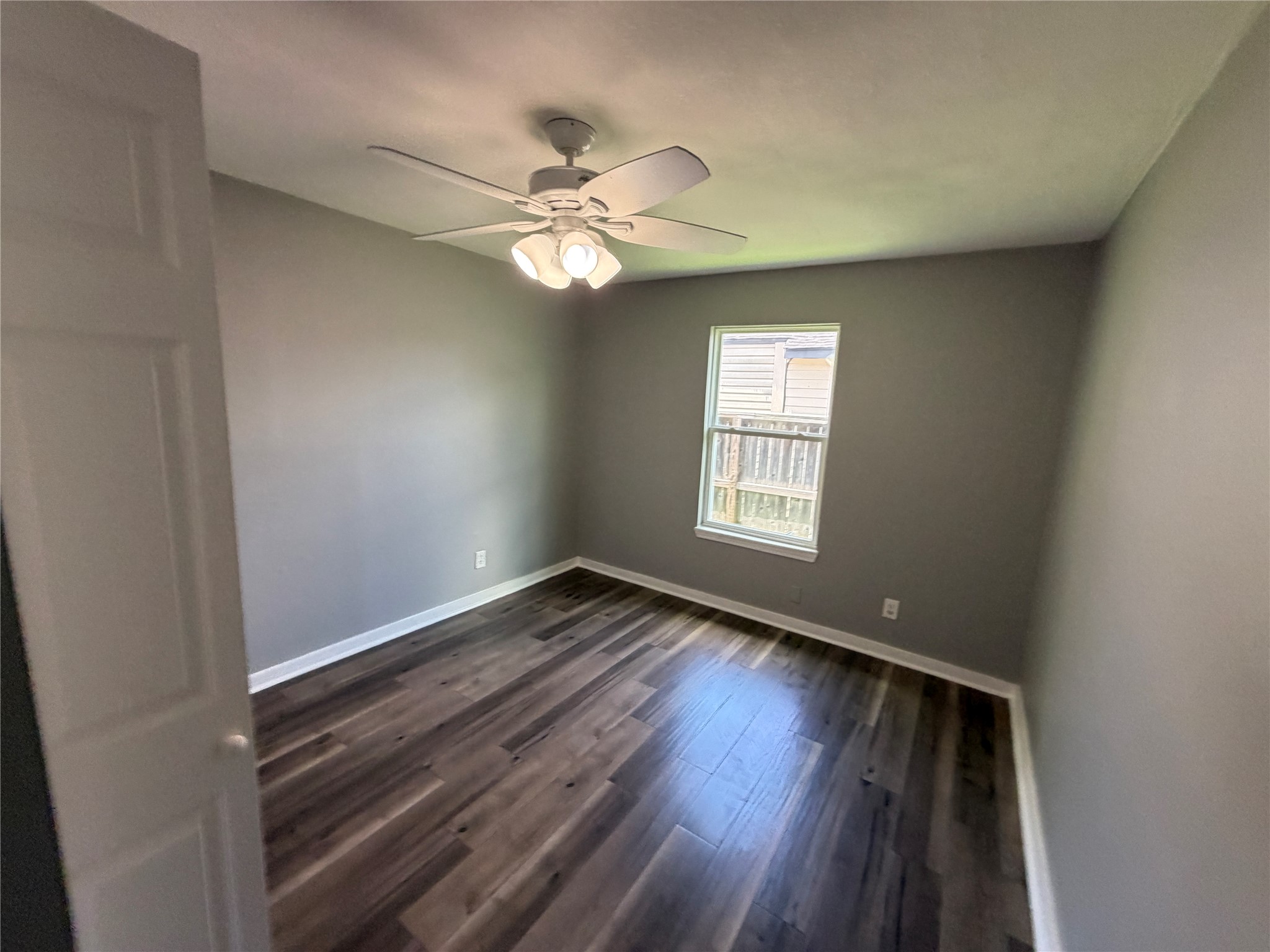 7619 Ilex Street Houston, TX 77012 - Photo 10 of 12