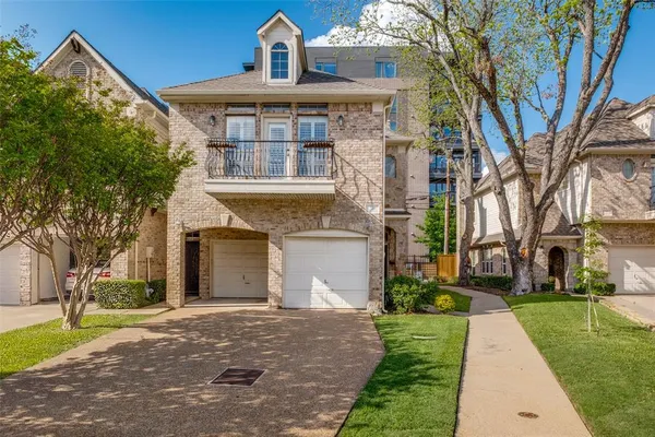 $3,900 | 9 Stonebriar Court, Dallas, TX 75206