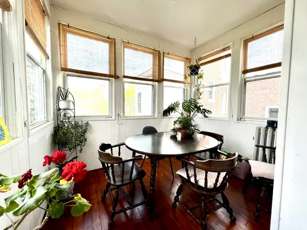 $5,500 | 144 Coolidge Street, Unit 3, Brookline, MA 02446