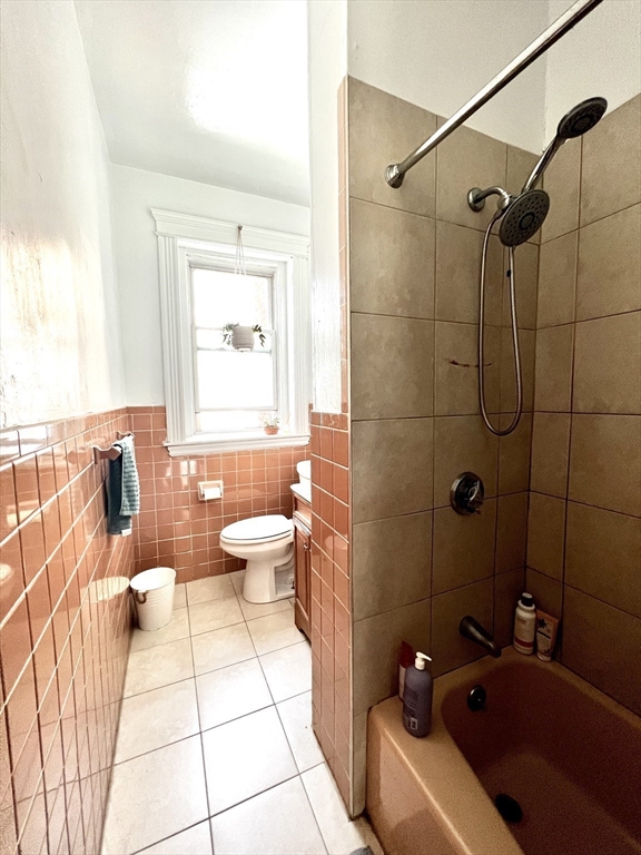 144 Coolidge Street, Unit 3 Brookline, MA 02446 - Photo 13 of 16