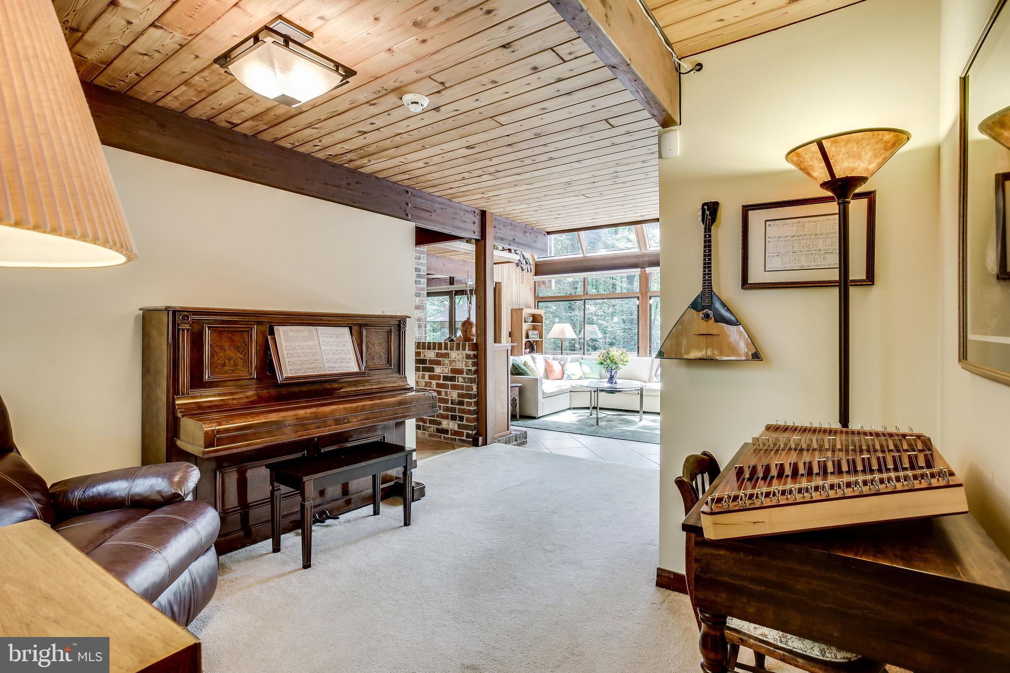 11606 Foxclove Road Reston, VA 20191 - Photo 28 of 80 Den or Music room on Main Level