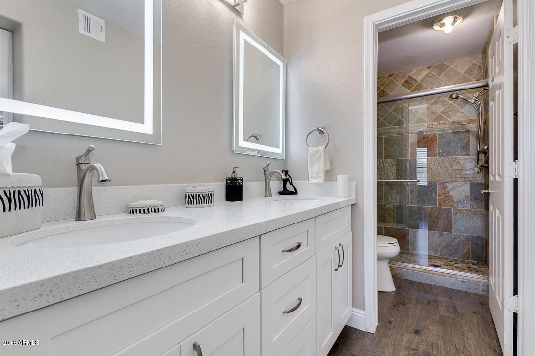 6885 East Cochise Road, Unit 123 Paradise Valley, AZ 85253 - Photo 20 of 36 19-Cochise