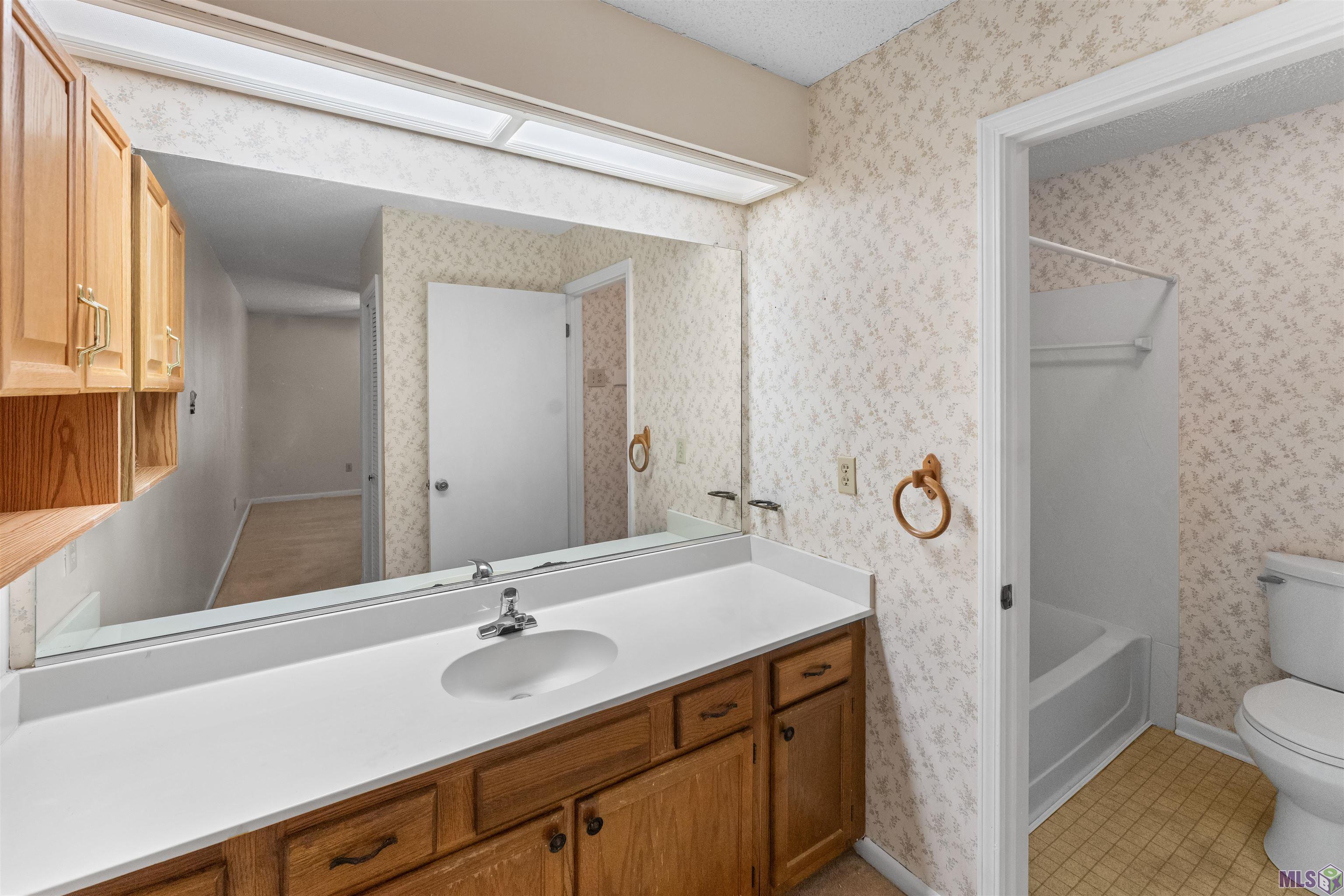 5323 Blair Lane, Unit V206 Baton Rouge, LA 70809 - Photo 7 of 14