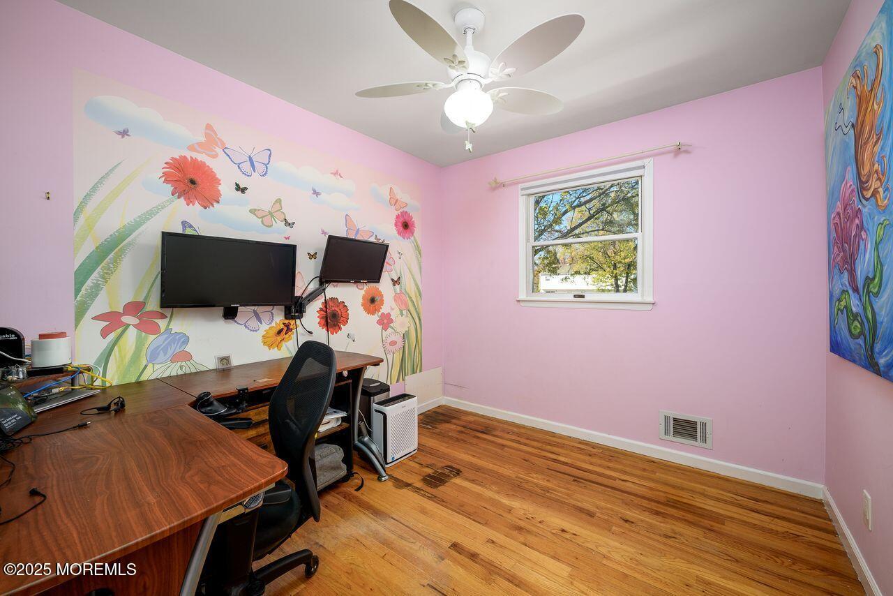 37 Willow Grove Way Manalapan, NJ 07726 - Photo 23 of 35 37_Willow_Grove_Way-13