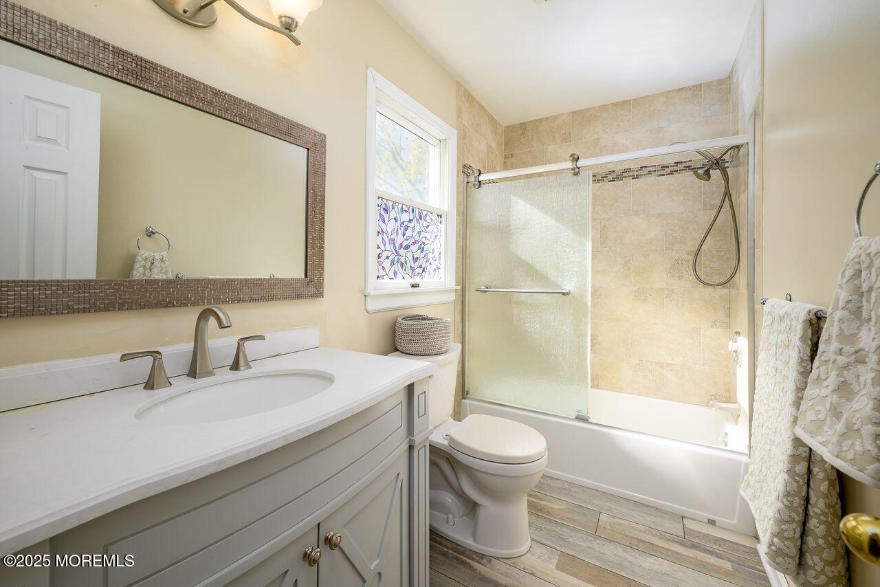 37 Willow Grove Way Manalapan, NJ 07726 - Photo 26 of 35 37_Willow_Grove_Way-16