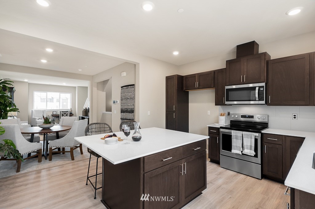 1621 Seattle Hill Road, Unit HH2 Bothell, WA 98012 - Photo 4 of 33