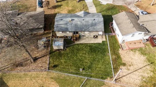 $270,000 | 311 Northeast Arlington Circle, Lee's Summit, MO 64063