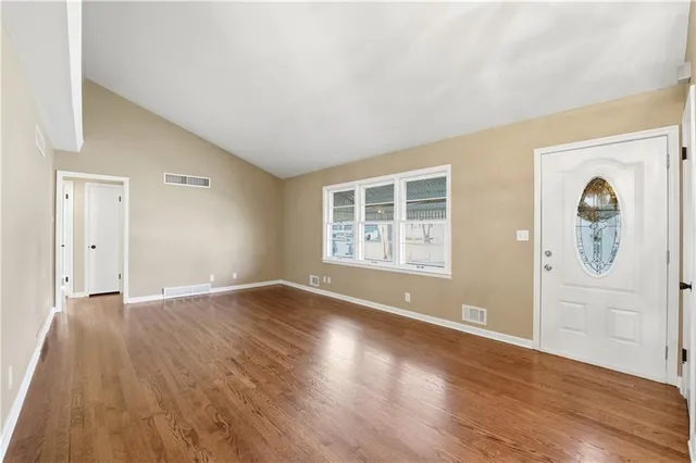 $270,000 | 311 Northeast Arlington Circle, Lee's Summit, MO 64063