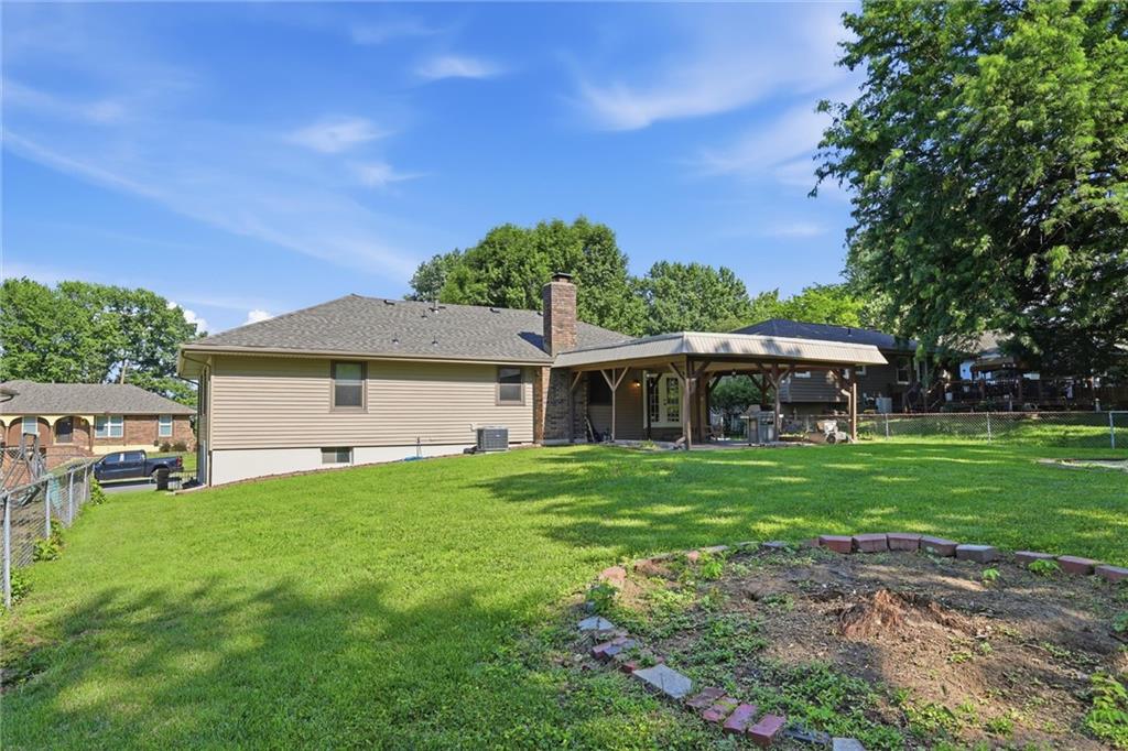 16512 Spring Valley Road Belton, MO 64012 - Photo 30 of 31