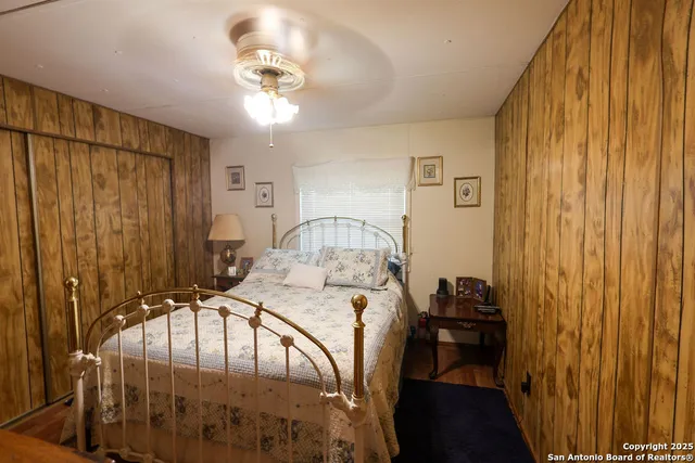 $325,000 | 73 Fm 1221, Hext, TX 76848