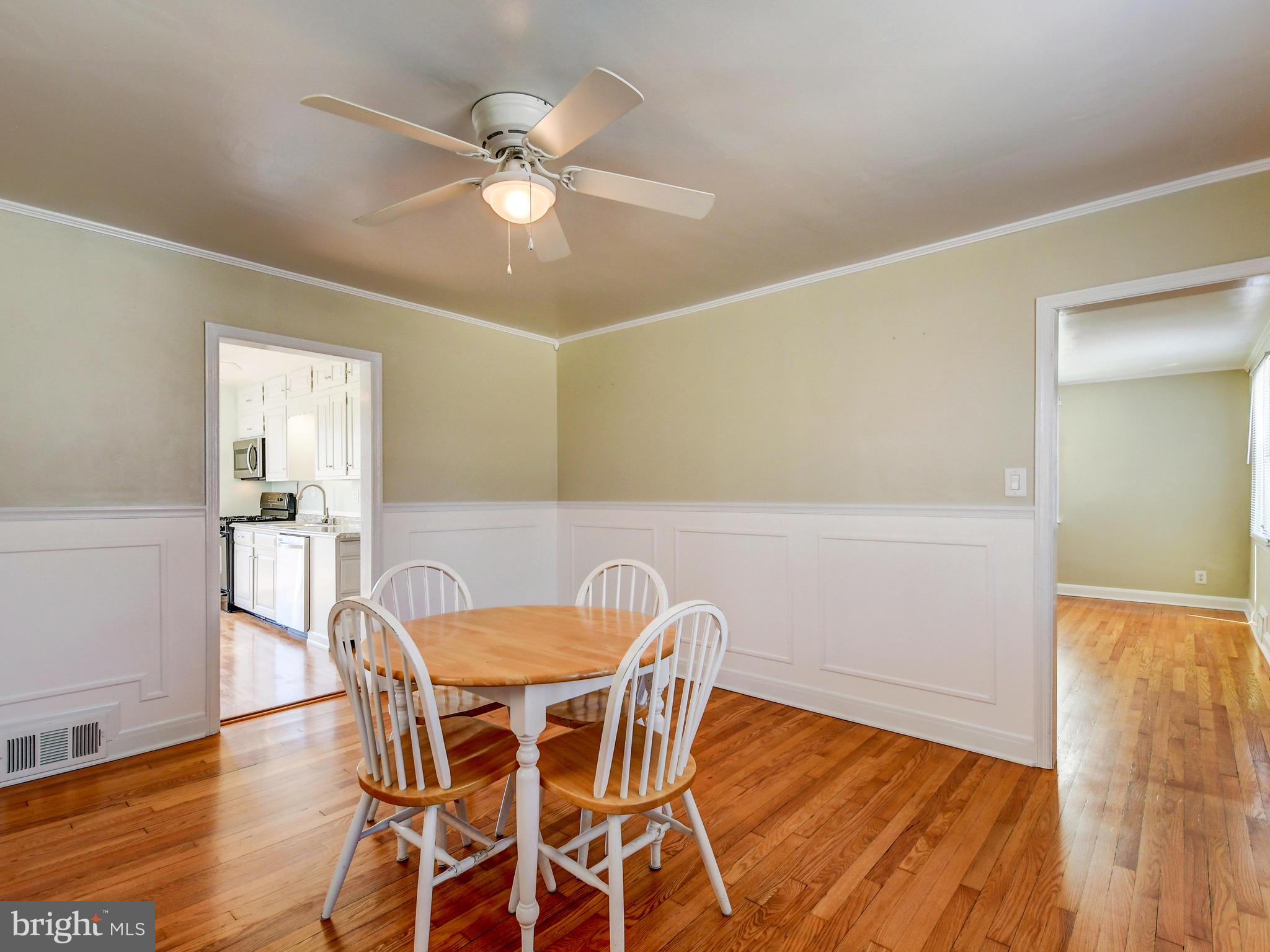 9705 Harford Road Baltimore, MD 21234 - Photo 16 of 38 Dining Room