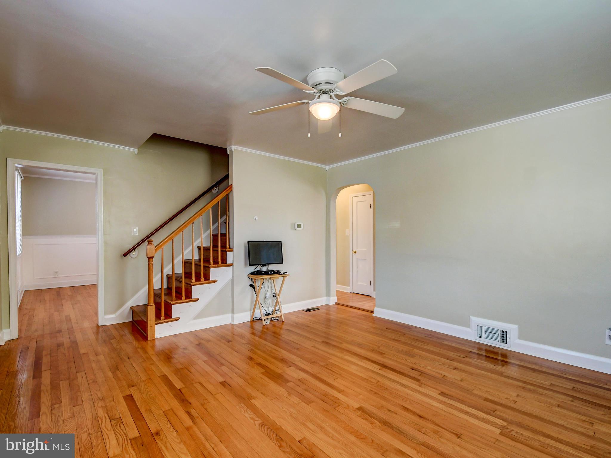 9705 Harford Road Baltimore, MD 21234 - Photo 8 of 38 Family Room