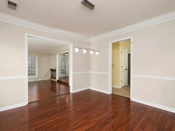 $2,500 | 8950 Carroll Manor Drive, Sandy Springs, GA 30350