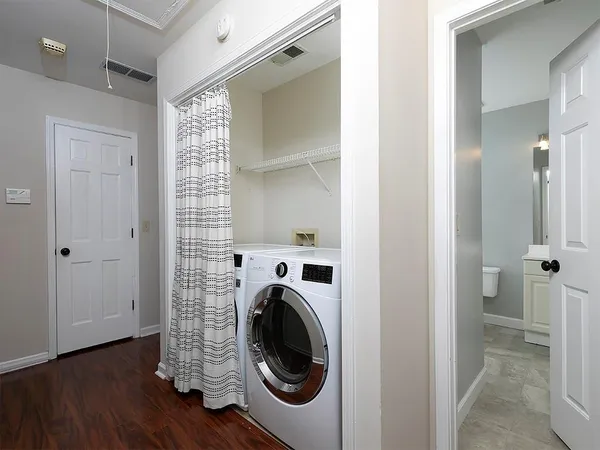 $2,500 | 8950 Carroll Manor Drive, Sandy Springs, GA 30350