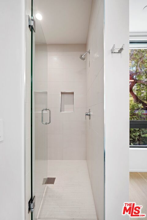 2215 5th Street, Unit B Santa Monica, CA 90405 - Photo 12 of 16