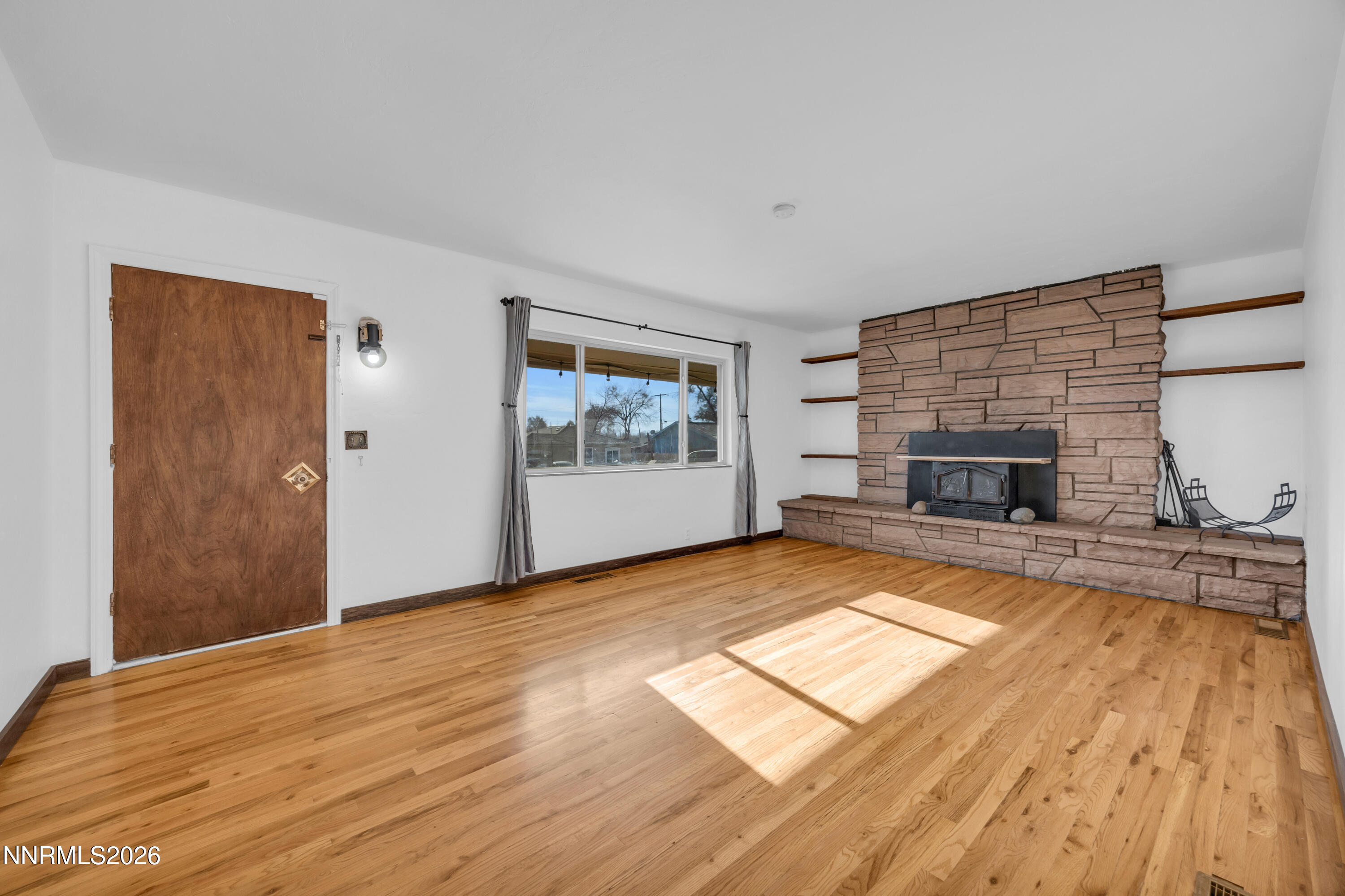 1965 Wilder Street Reno, NV 89512 - Photo 6 of 21 6_img_0020