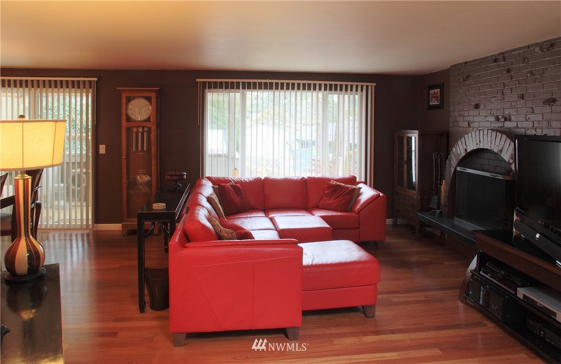 605 219th Place Southwest Bothell, WA 98021 - Photo 7 of 14