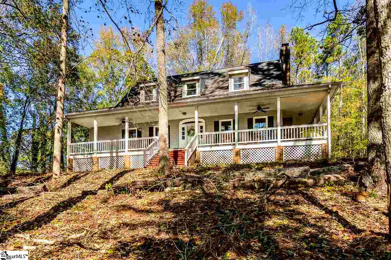 135 Hillandale Road Pendleton, SC 29670 - Photo 3 of 31