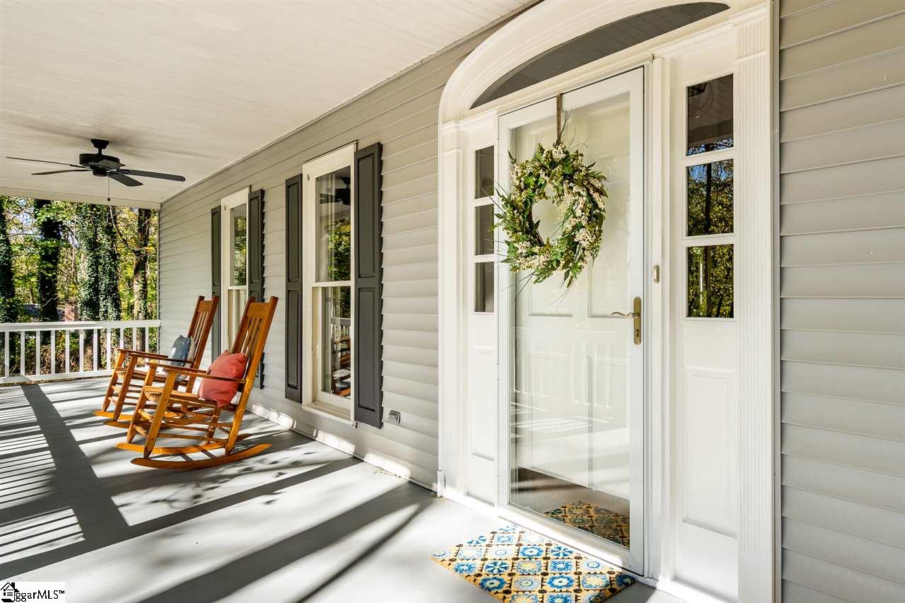 135 Hillandale Road Pendleton, SC 29670 - Photo 4 of 31