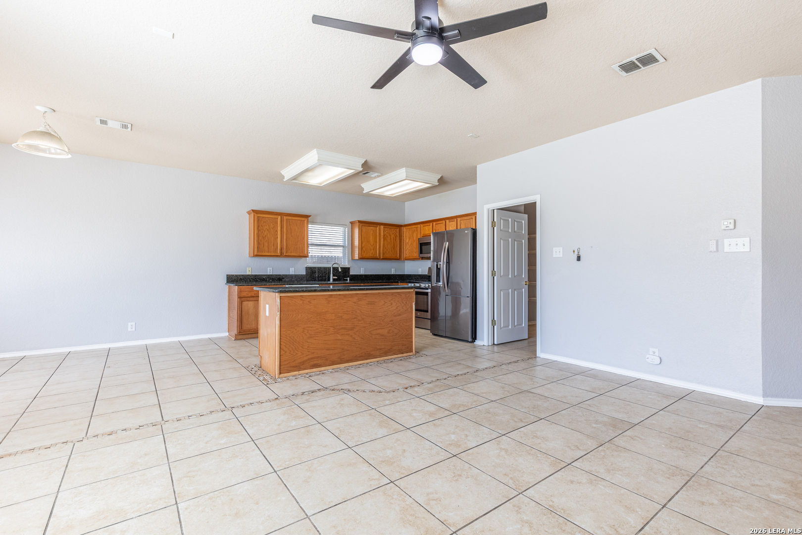 8918 Burnt Path Helotes, TX 78023 - Photo 8 of 46 Gallery Image 8