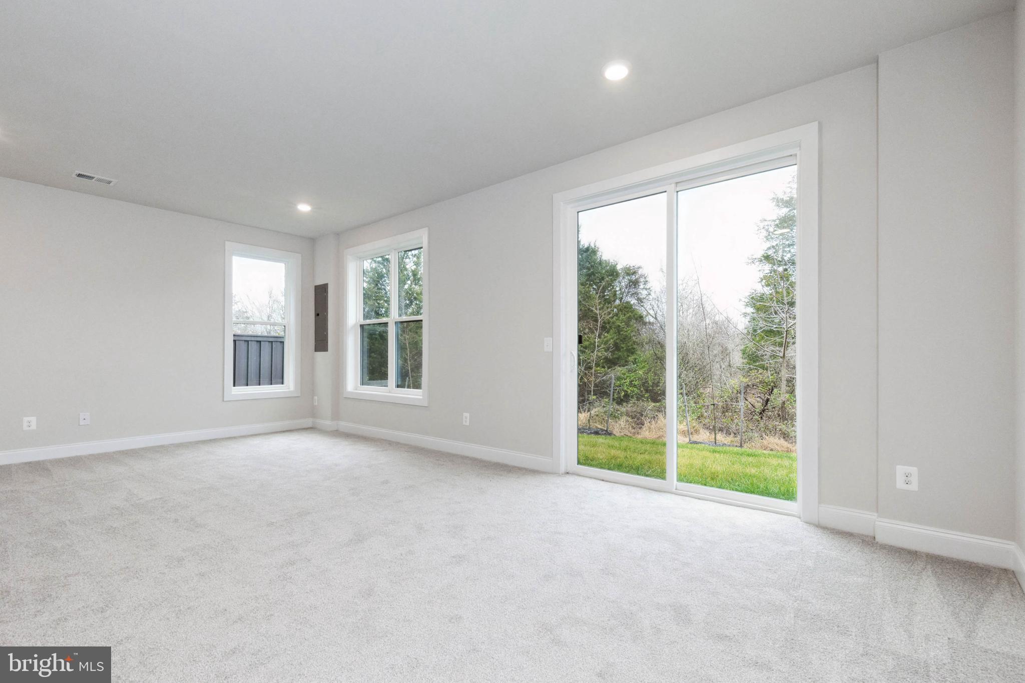 2613 Jetstream Road Herndon, VA 20171 - Photo 4 of 44