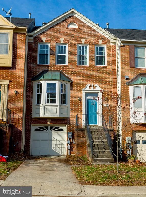 5592 Rivendell Place Frederick, MD 21703 - Photo 1 of 28 Large, brick-front garage TH