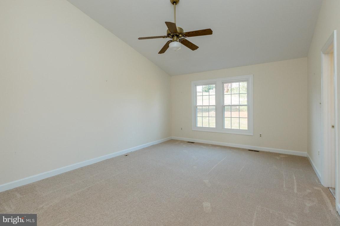 5592 Rivendell Place Frederick, MD 21703 - Photo 18 of 28 Master BR