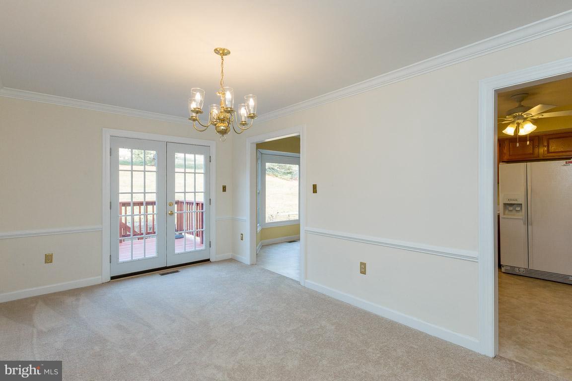 5592 Rivendell Place Frederick, MD 21703 - Photo 9 of 28 So much natural light!