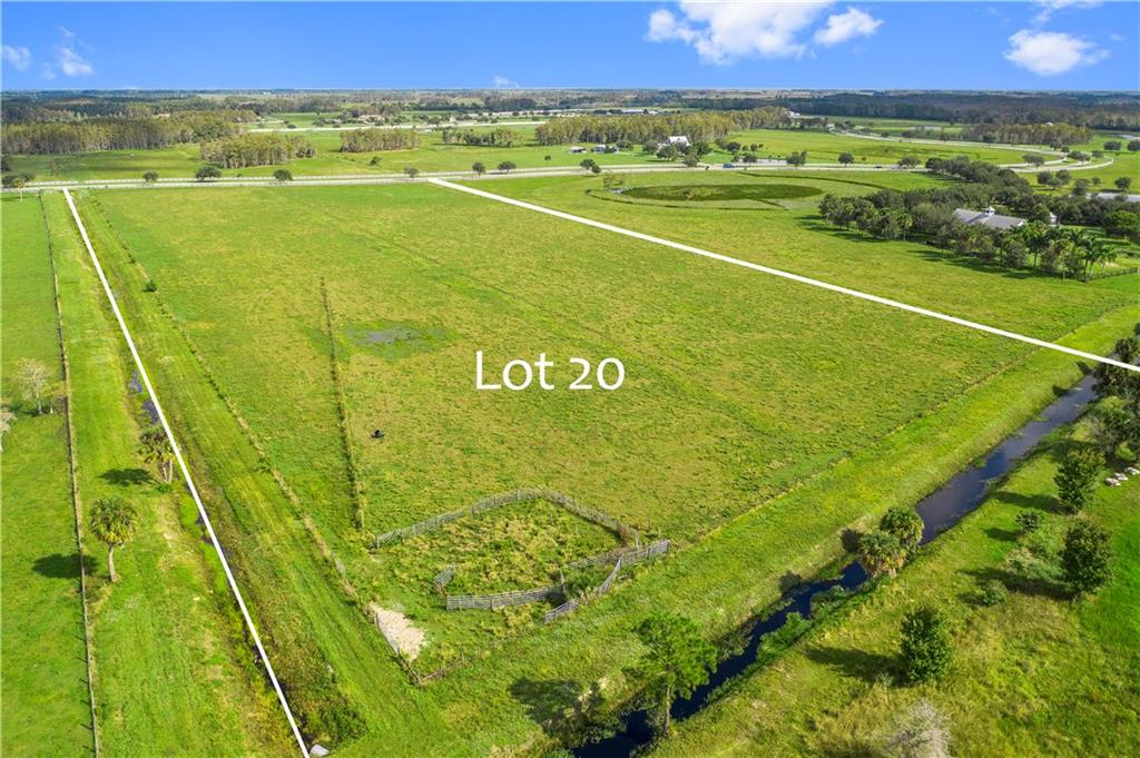 3133 Southwest Trailside Path Stuart, FL 34997 - Photo 7 of 8 Gallery Image 7