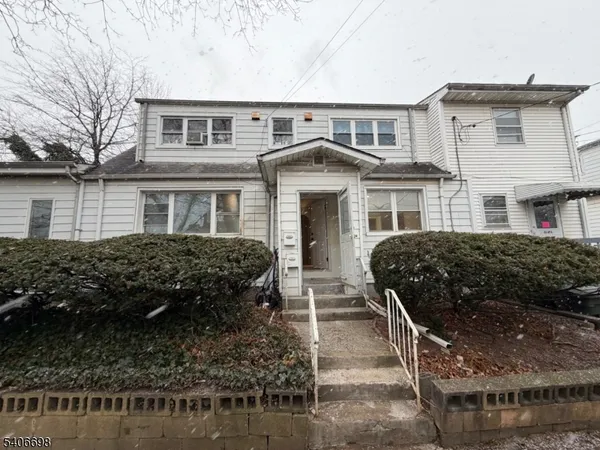 $899,900 | 434 Richmond Street, Elizabeth, NJ 07202