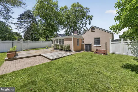$475,000 | 66 Birchwood Knoll, Lawrence Township, NJ 08648