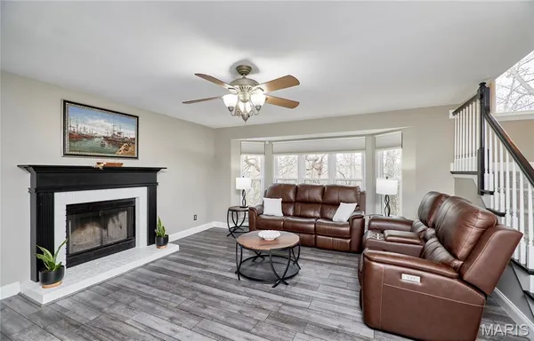 $525,000 | 1319 Oak Borough Drive, Ballwin, MO 63021