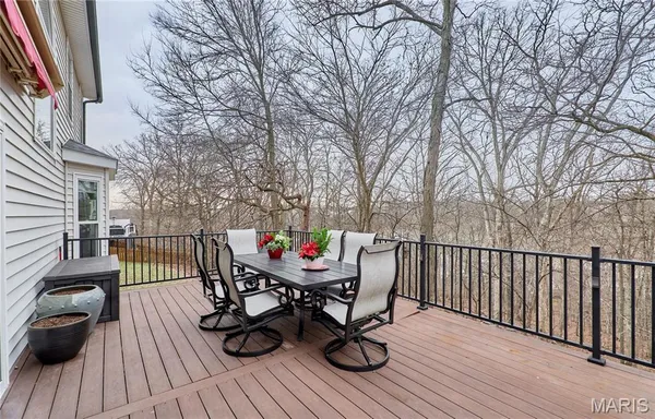 $525,000 | 1319 Oak Borough Drive, Ballwin, MO 63021