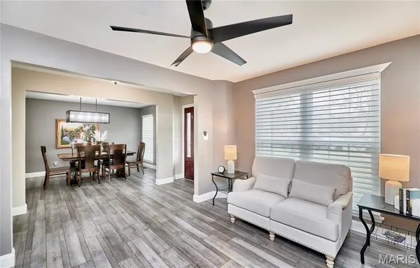 $525,000 | 1319 Oak Borough Drive, Ballwin, MO 63021