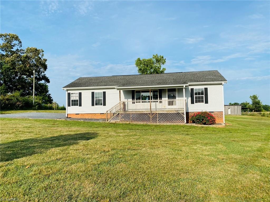 7487 Erect Road Seagrove, NC 27341 - Photo 1 of 20 Beautiful home